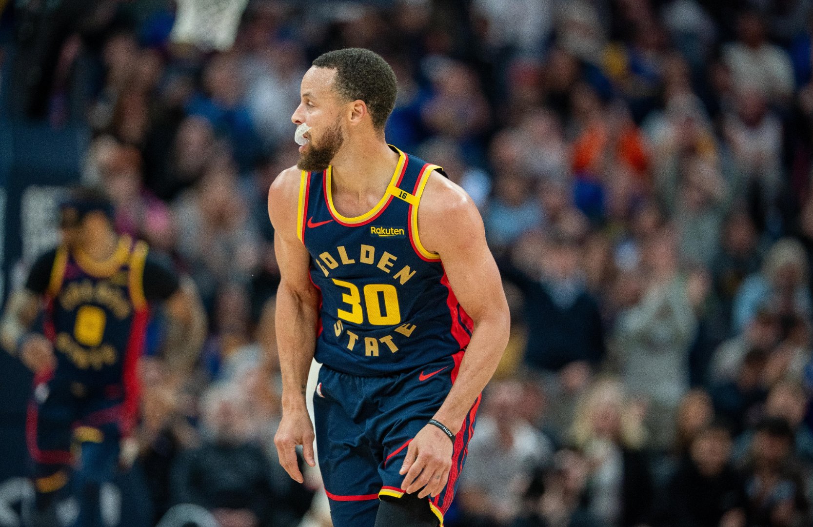 关于NBA总决赛赛程吃紧，密尔沃基雄鹿今夜队长鼓劲，气氛紧张，球探报告显示潜力的信息