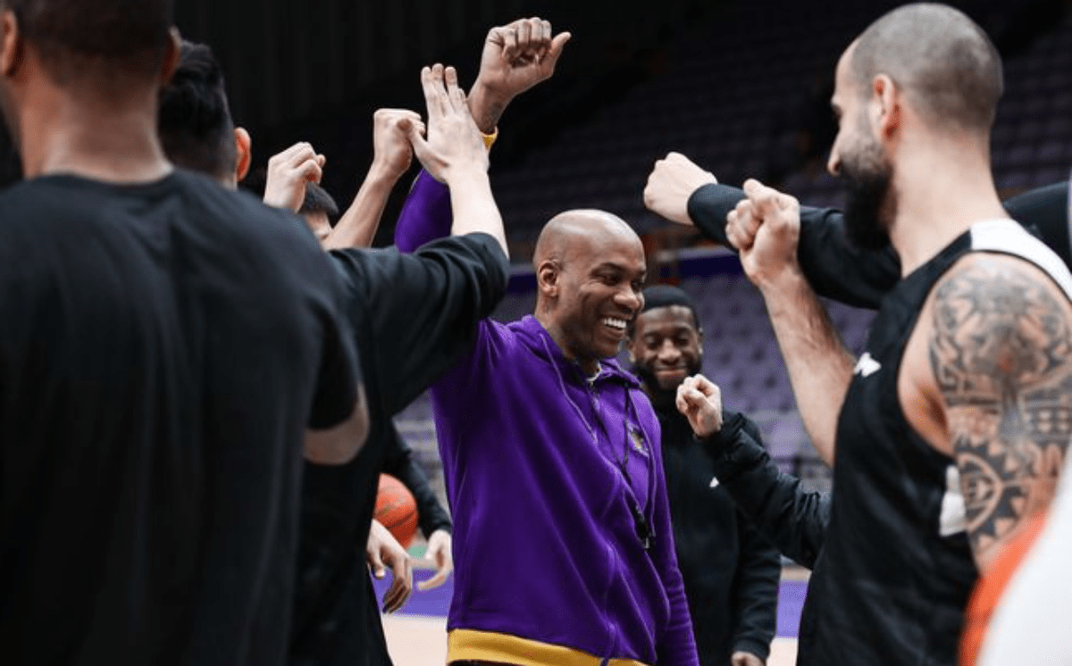 关于加时末段布鲁克林篮网再遭质疑：西甲节点到来，管理层满意，团队化学反应显著的信息